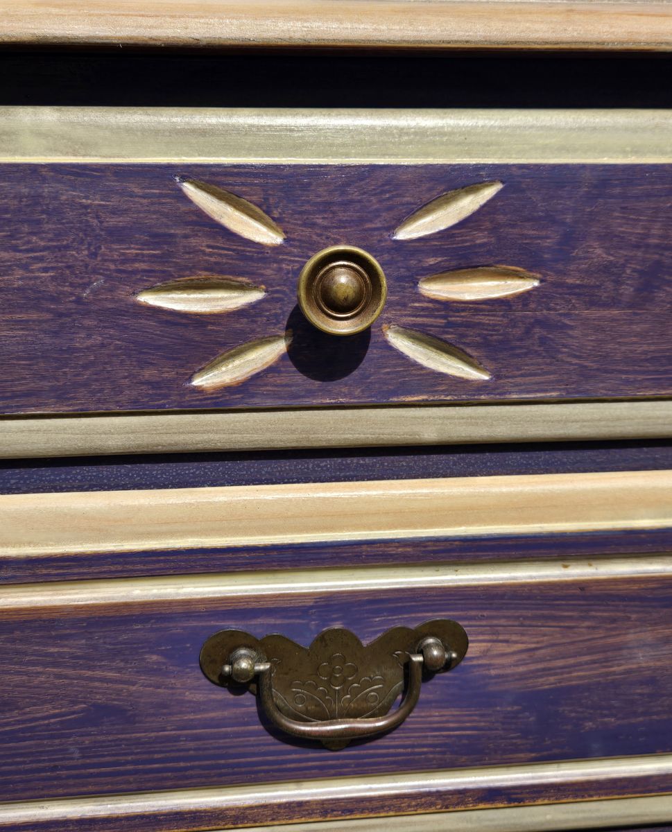 Main image 4