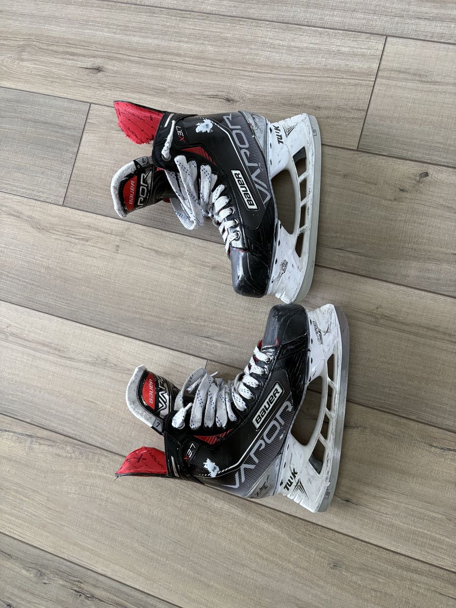Bauer Hockey Skates