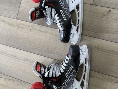 Bauer Hockey Skates