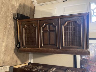 Vintage console stereos & TV