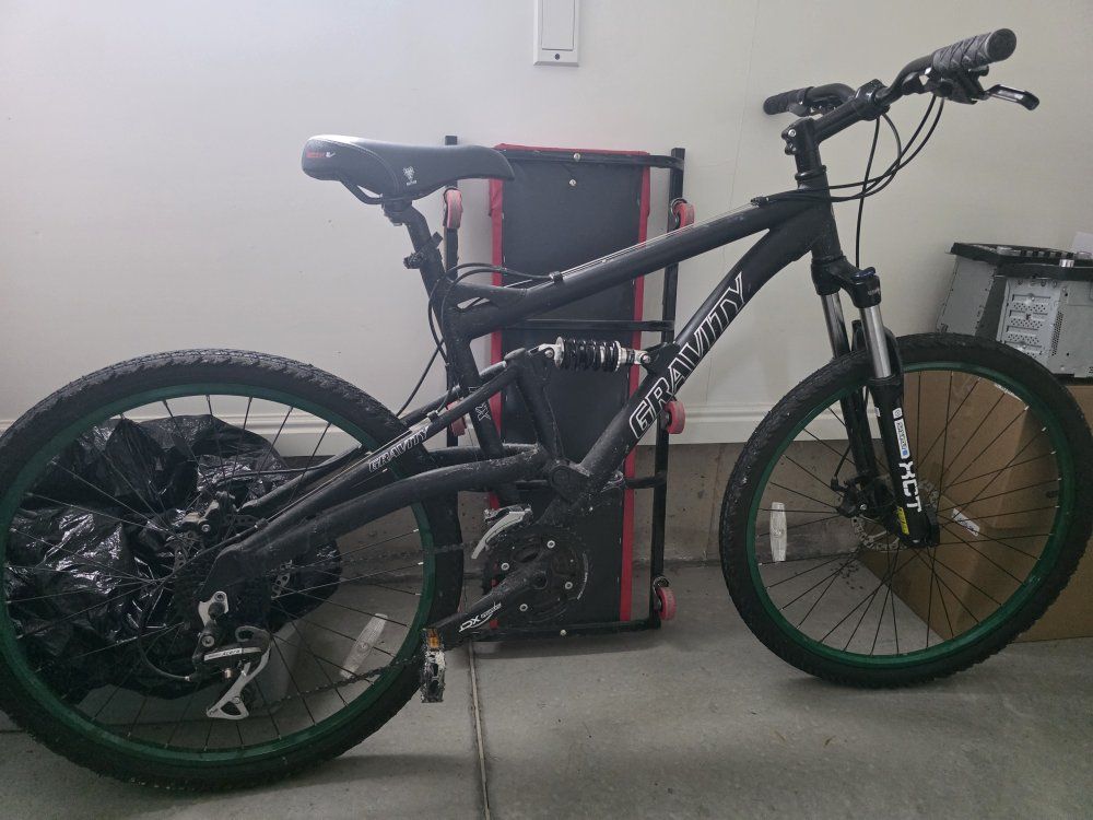 Gravity Full Suspension Mountain Bike - Black/Green Rims
