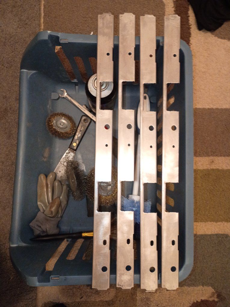 Main image 6