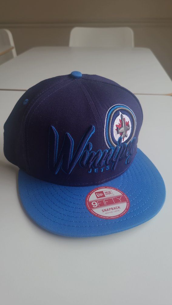 New Era 9FIFTY Winnipeg Jets Snapback Hat Medium-Large Blue