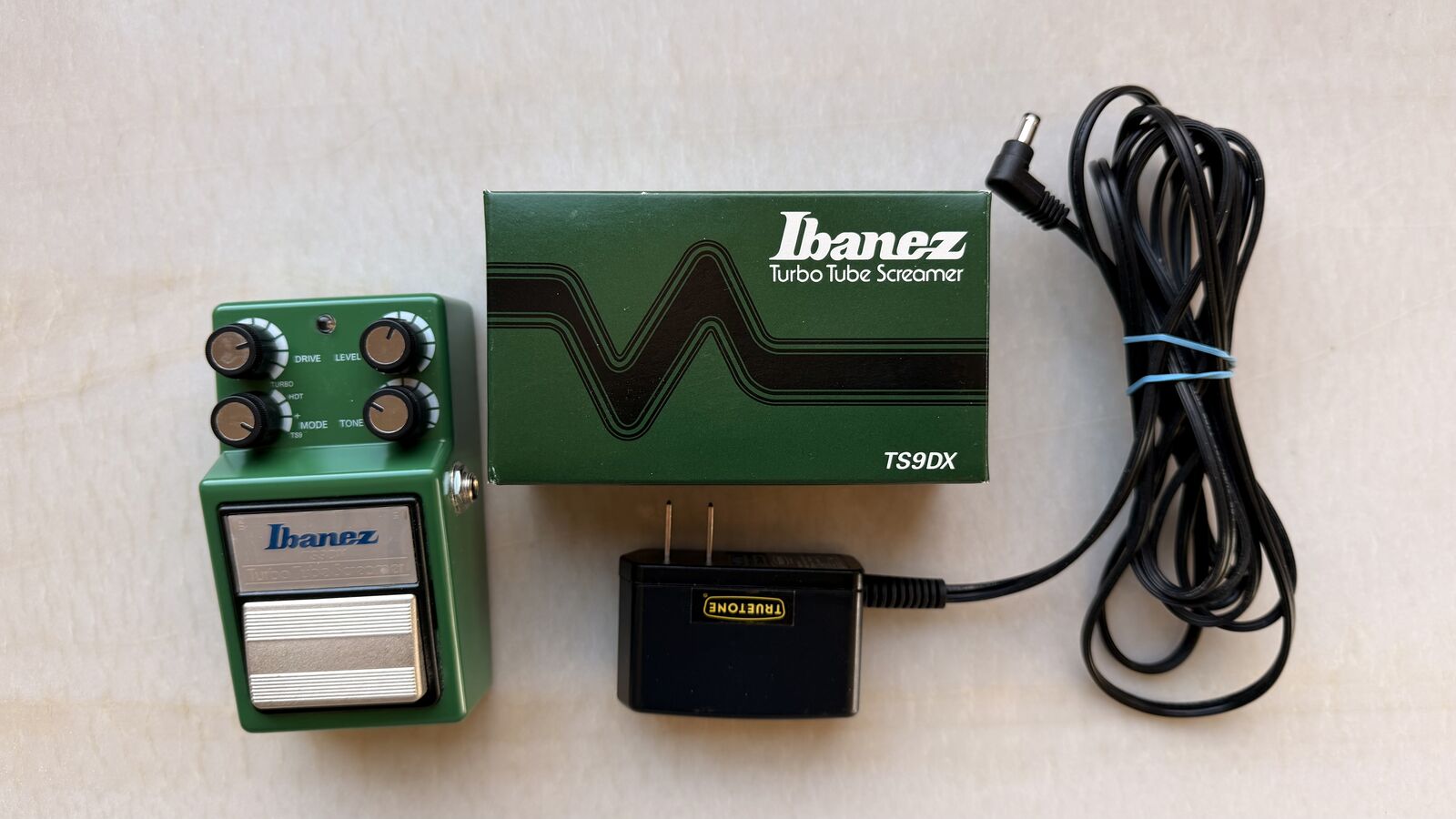 Ibanez TS9DX Turbo Tube Screamer guitar pedal w/AC adapter