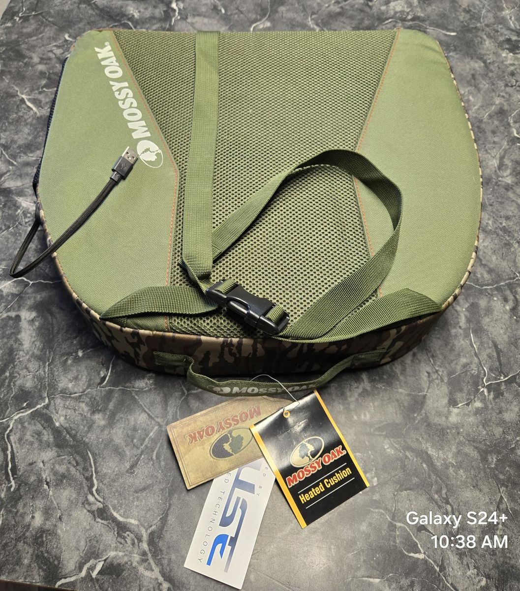 Mossy Oak Bottomland Heated Cushion - New Hunting/Outdoor Seat (2)