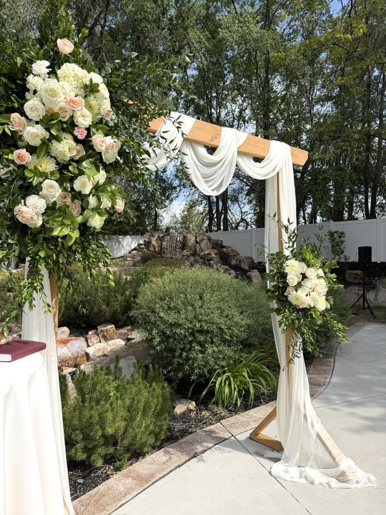 Main image 6