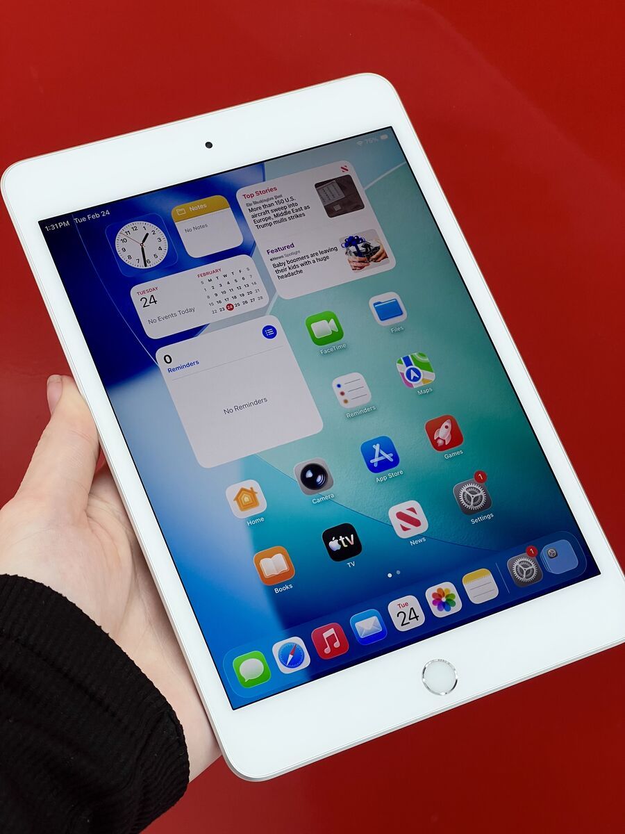 iPad 8th Gen 128GB - WiFi + Cellular