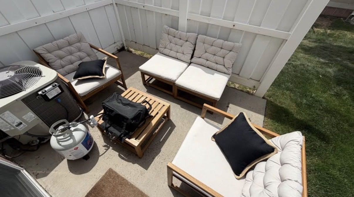 Outdoor patio furniture