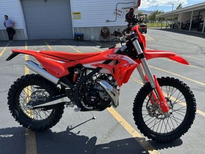 2027 Beta Motorcycles 300 X TRAINER low boy