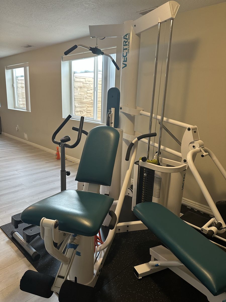 Vectra On-Line 1800 Multi-Station Home Gym System