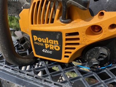 Poulan Pro 42cc Chainsaw