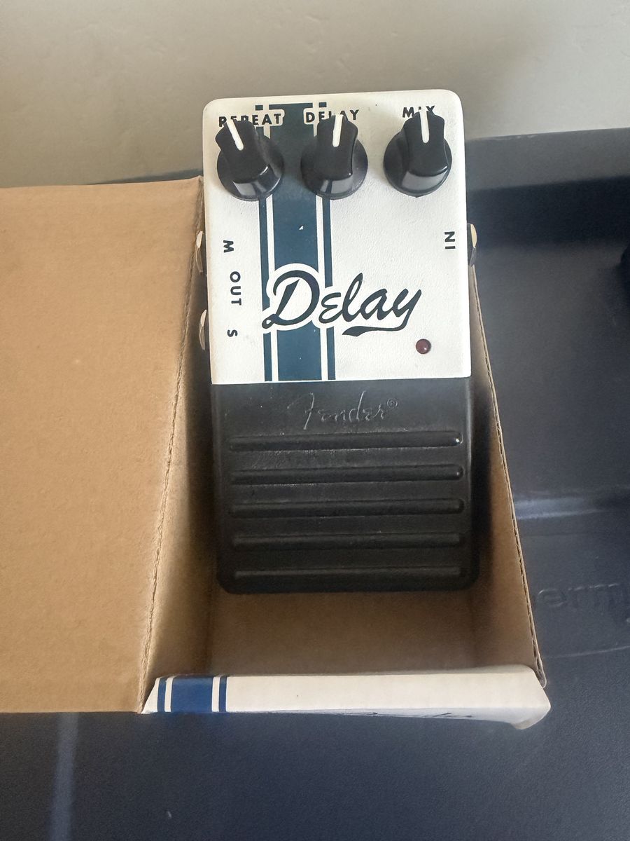 Fender Delay Guitar Effect Pedal