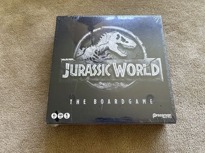 NEW Jurassic World: The Boardgame