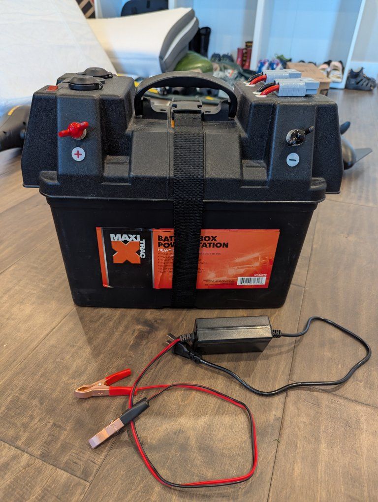 MAXI TRAC 12V 50Ah Deep Cycle Battery Power Box & Mighty Max ML50-12 Battery Charger
