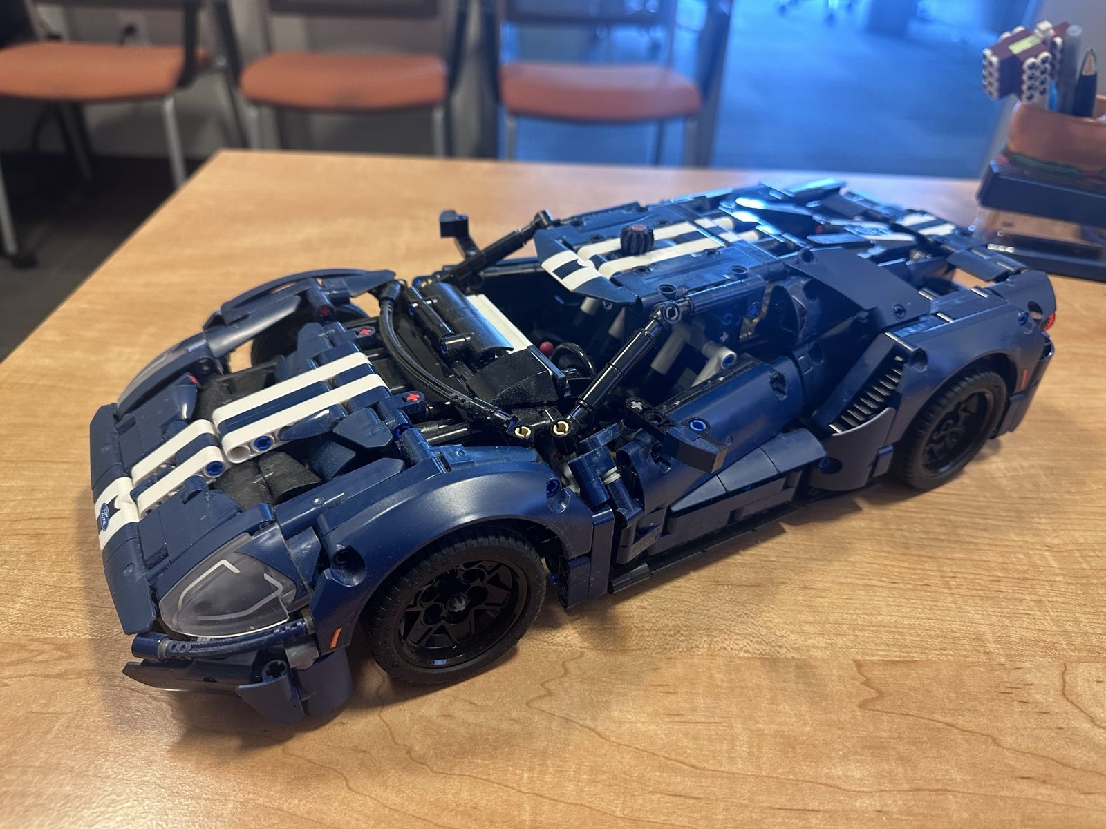 Lego Technic Ford GT #42154