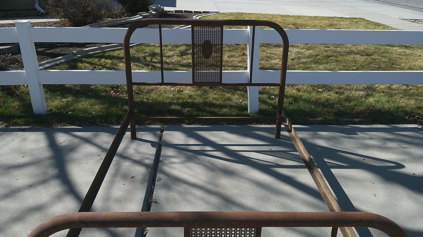 ANTIQUE IRON BED WITH RAILS