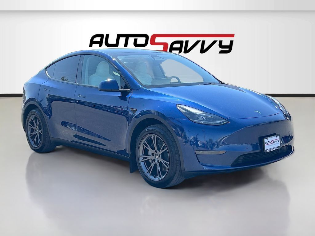 2025 Tesla Model Y Long Range