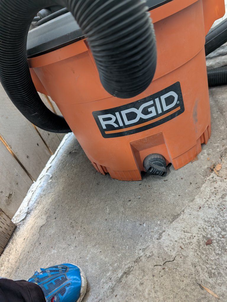ridgid 12 Gal. 5.0 Peak HP NXT Shop Vacuum Wet Dry