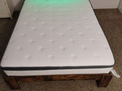 Queen 12" Euro Top Cooling Gel Hybrid Mattress