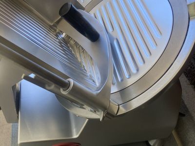 Avantco Restaurant Meat and Cheese Slicer