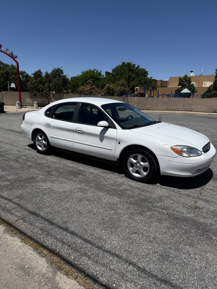 2001 Ford Taurus SES