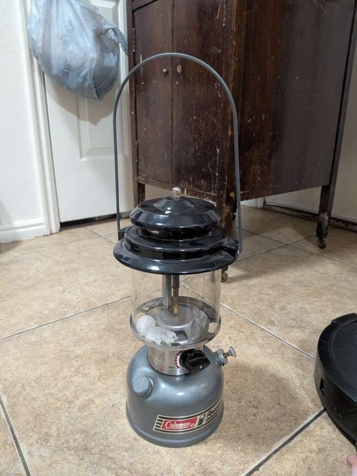 Coleman dual fuel lantern