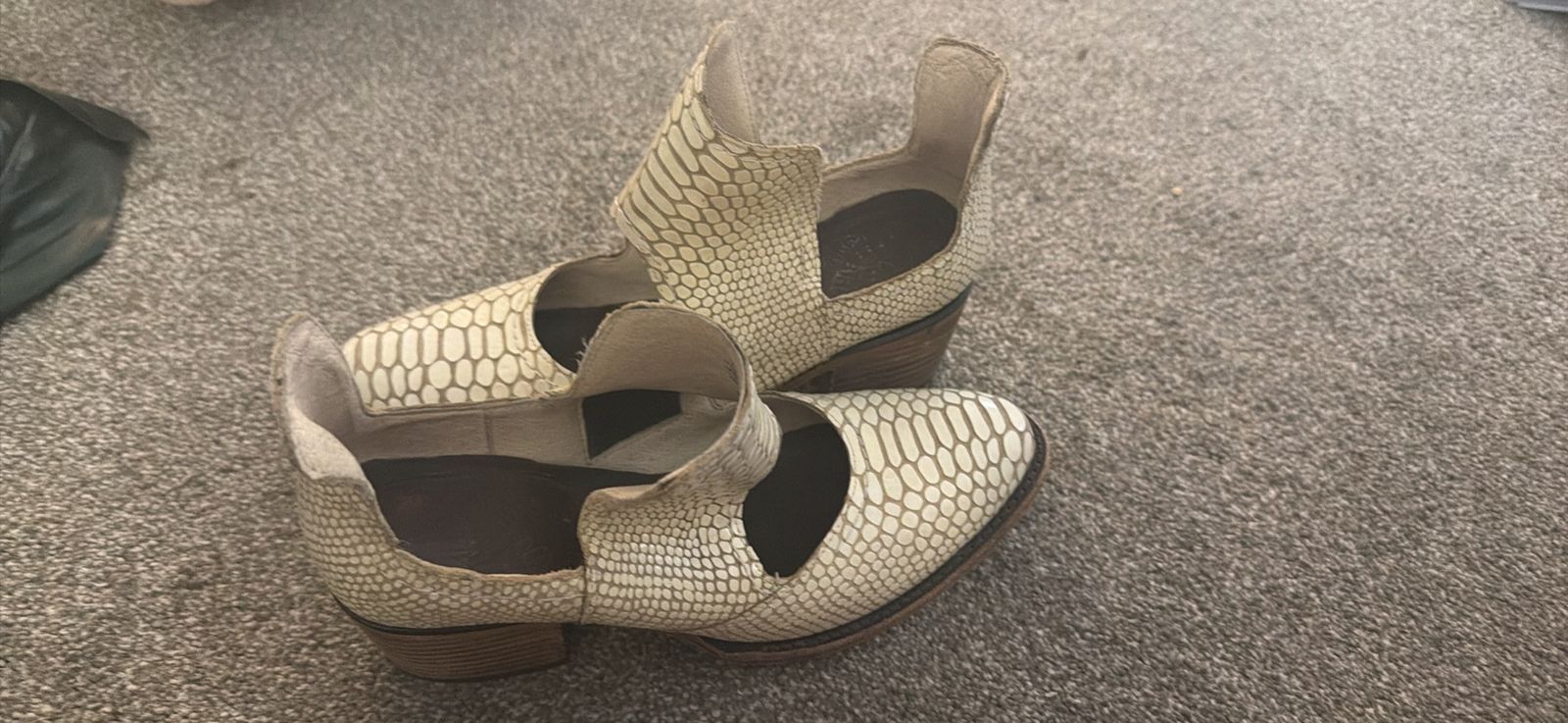Freebird by Steven 'Blade' White Snake Embossed Leather Ankle Booties Size 8