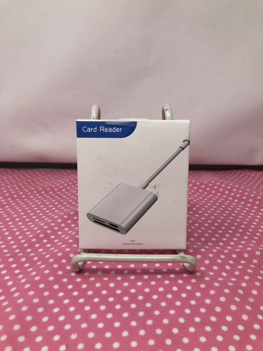 USB SD Card Reader – White – Model B08X2J8PMF – 2 Available