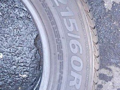 * Single 215/60R16 Tire *