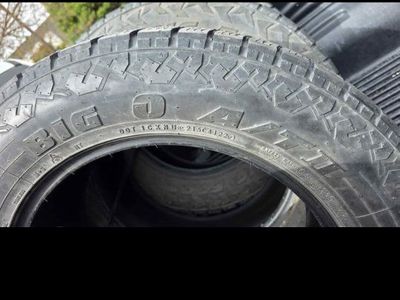 Used 275/60R20 115T All-Season Tires (Set of 4)