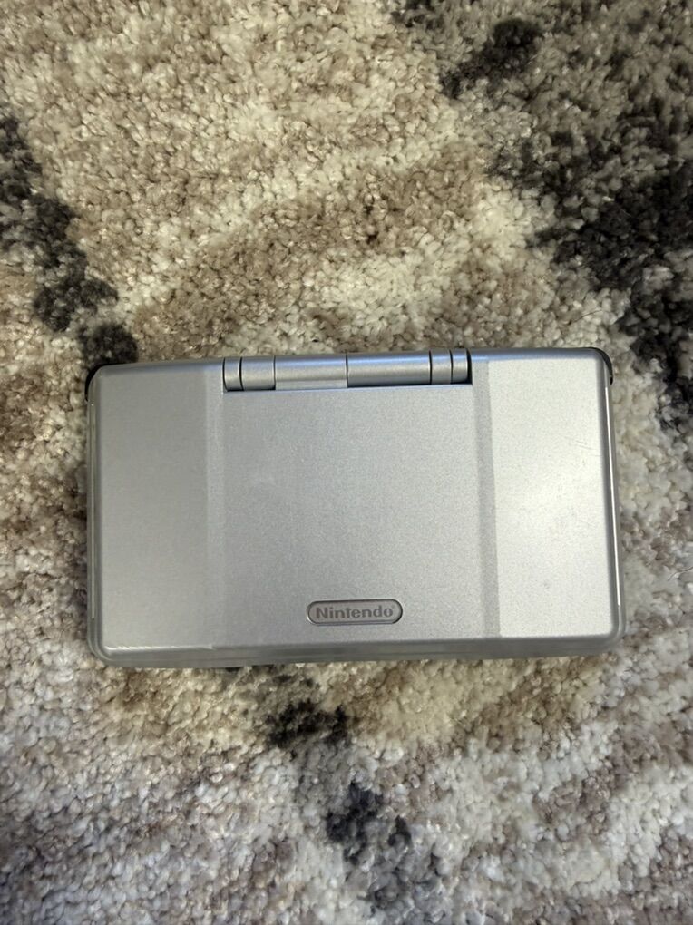 Orignal DS With Charger And Games