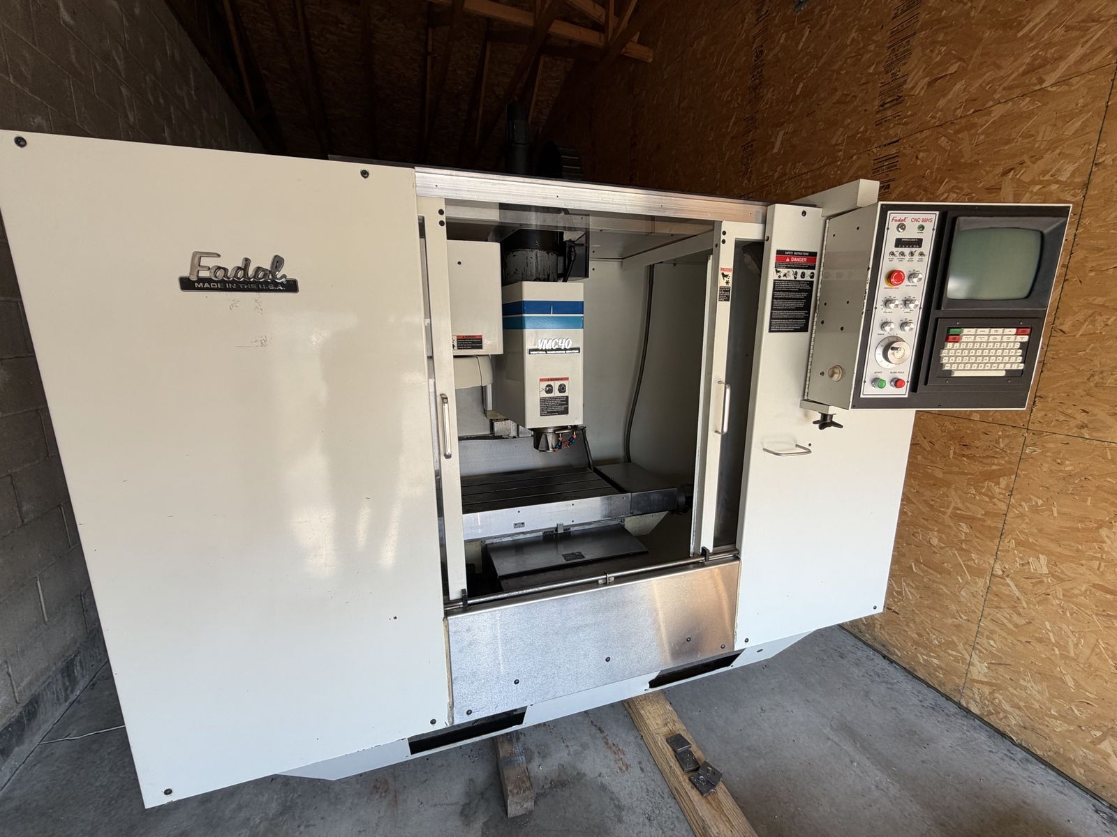 Fadal VMC40 Vertical Machining Center - Made in the USA