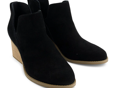 TOMS Black swede boots
