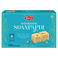Bikaji Sadabahar Soan Papdi 35.27 oz (2.2 lb) Ethnic Flaky Sweet with Pistachios & Almonds 1950408 #103928