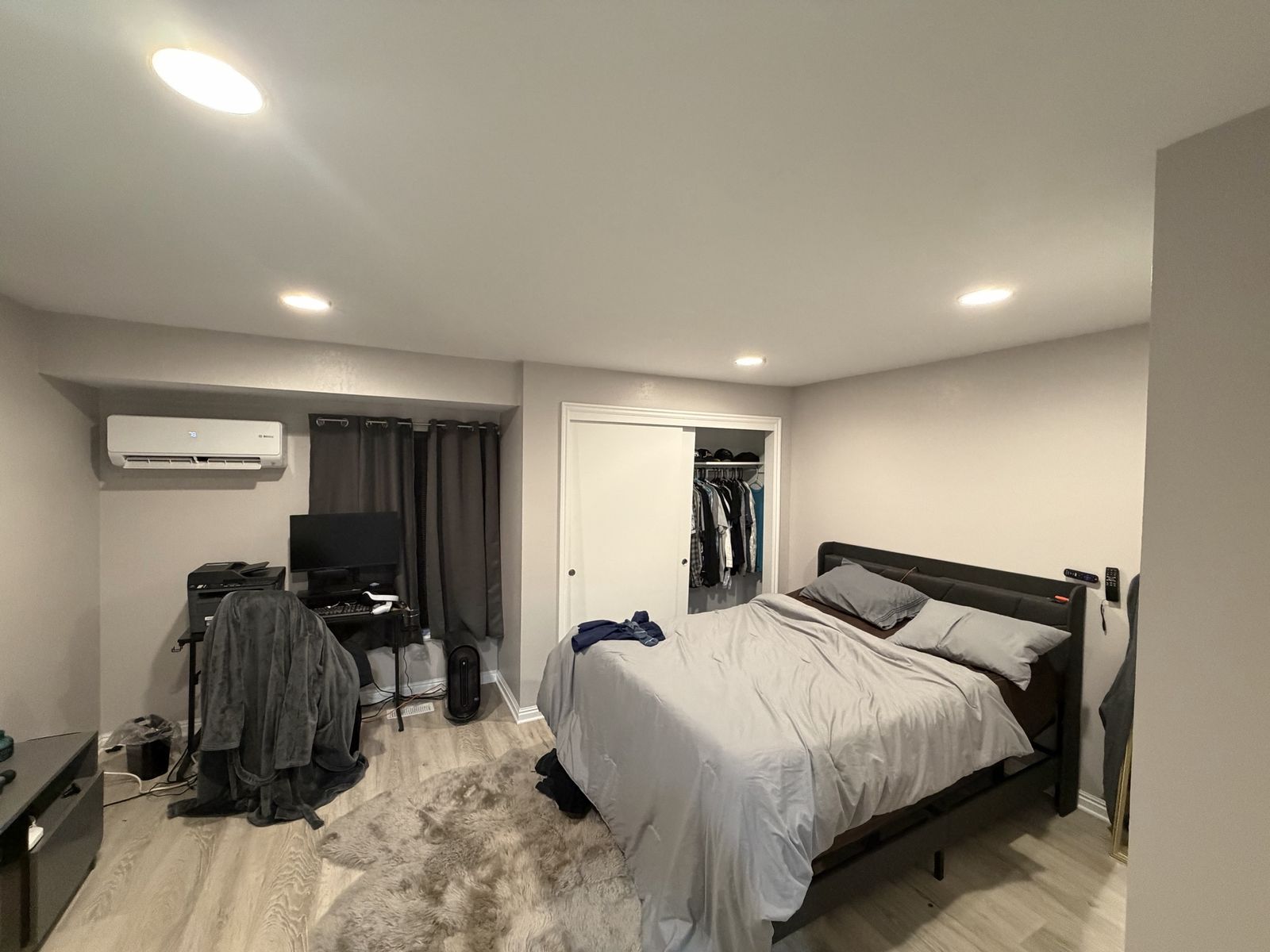 Furnished room in 2bd/2ba condo