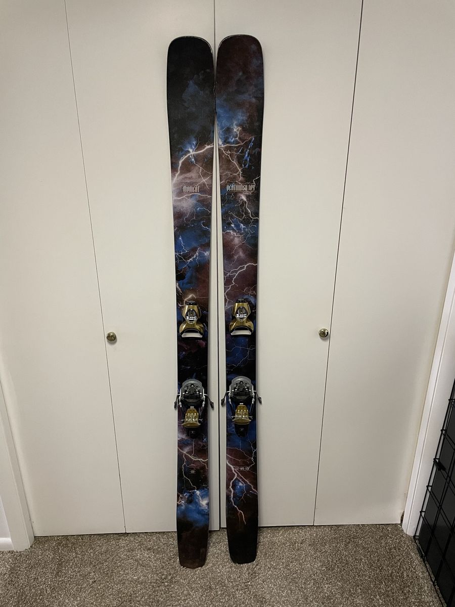 Moment Deathwish 104 179 with Gold Pivots