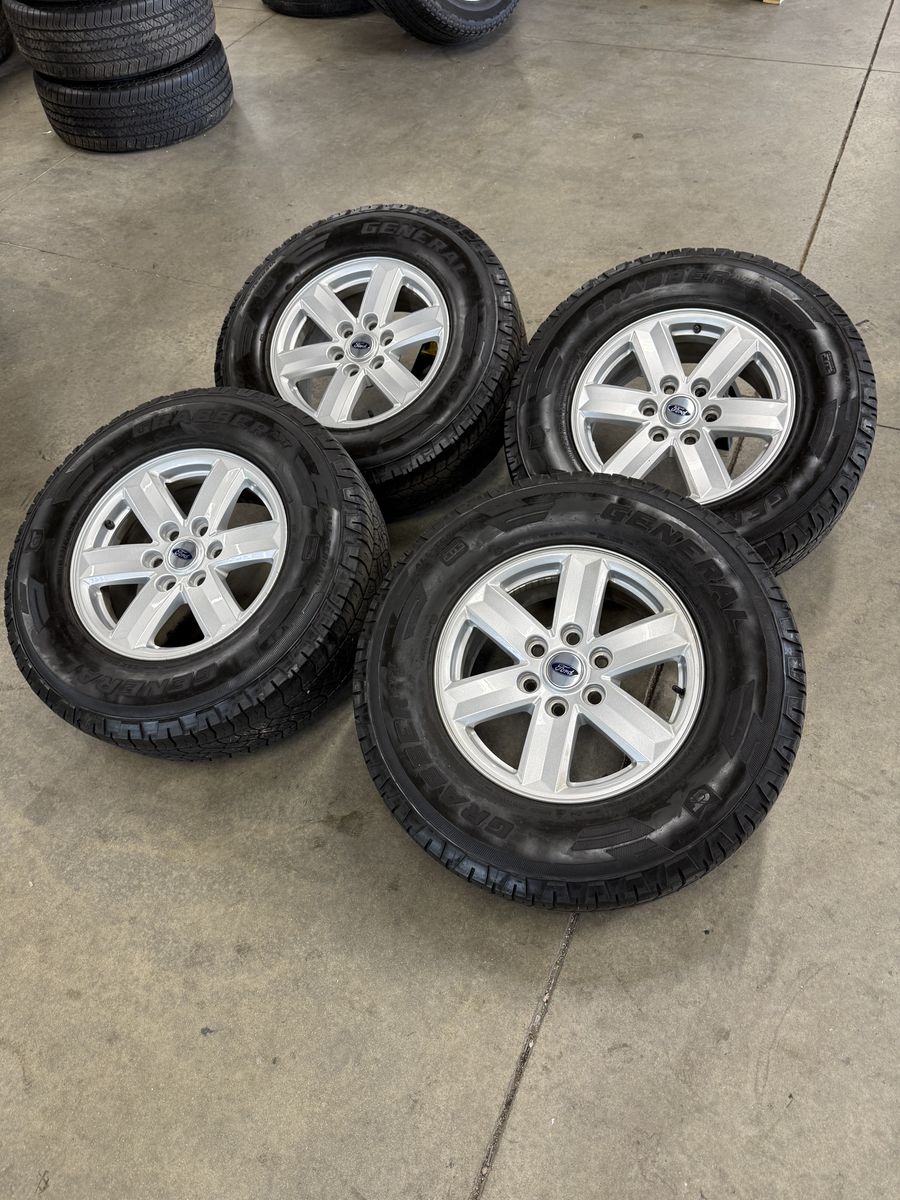 LIKE NEW 2024 F150 OEM 17in Rims/ 265/70/17
