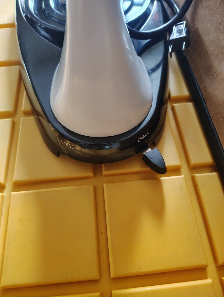 VINTAGE Sunbeam Mixmaster 12-speed mixer.