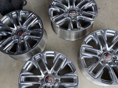 2021 GMC YUKON 275/R60/20