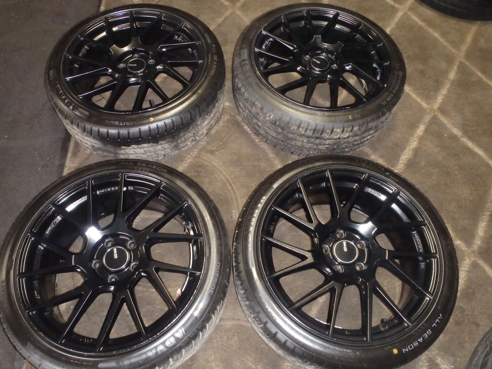 SET OF USED 18" ENKEI WHEELS 18X8 5X112 AND TIERS 225/40R18