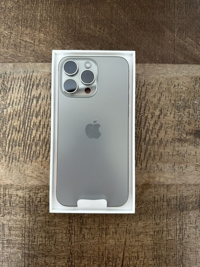 iPhone 15 Pro Max 1 Tb or 1000 Gb Brand New