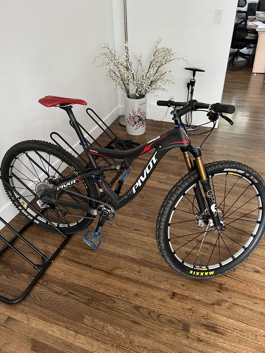 Pivot Mach 429 Carbon
