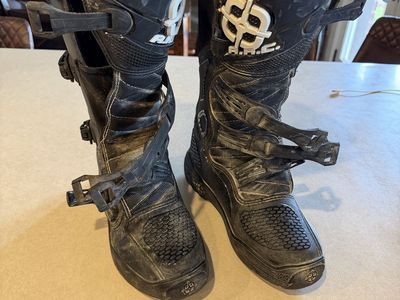 ARC Moto Off-Road Boots - Men's US 10 / EU 43 Motocross Dirt Bike ATV UTV