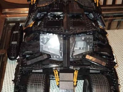 Generic brick (Lego equivalent of DC Super Heroes The Tumbler Batmobile) Set 76023 (Retired)