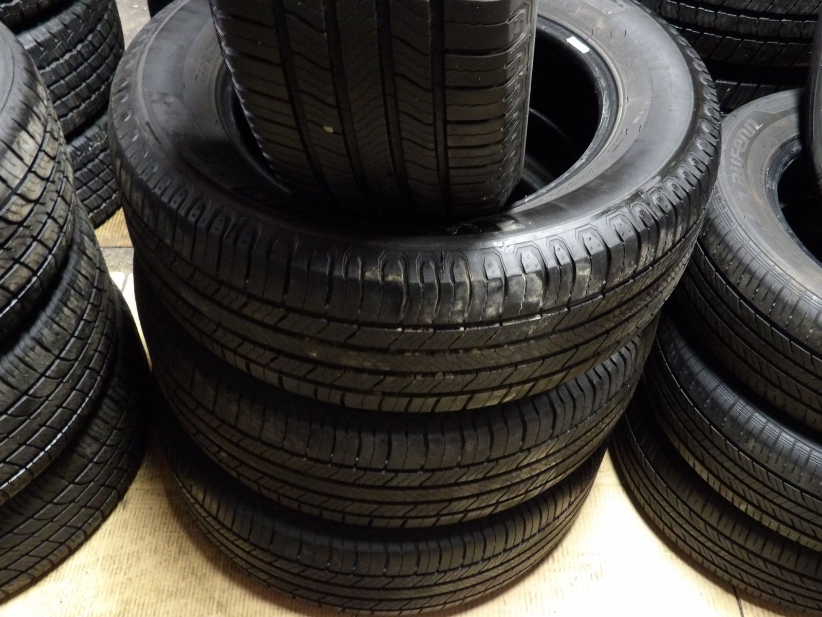 235/60R18 MICHELIN X TOUR A/S 2 SET OF USED TIRES