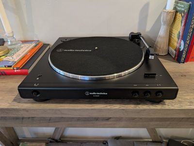 Audio-Technica AT-LP60XBT Bluetooth Turntable - Black