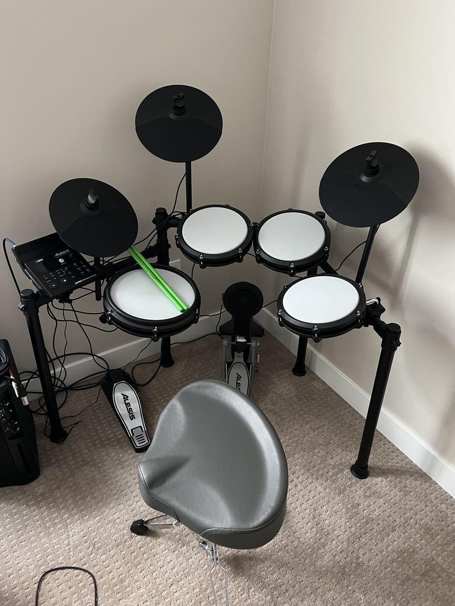 Alesis Nitro Max Electronic Drum Kit Set with Mesh Heads, Pedals, Drum Throne, and Sticks