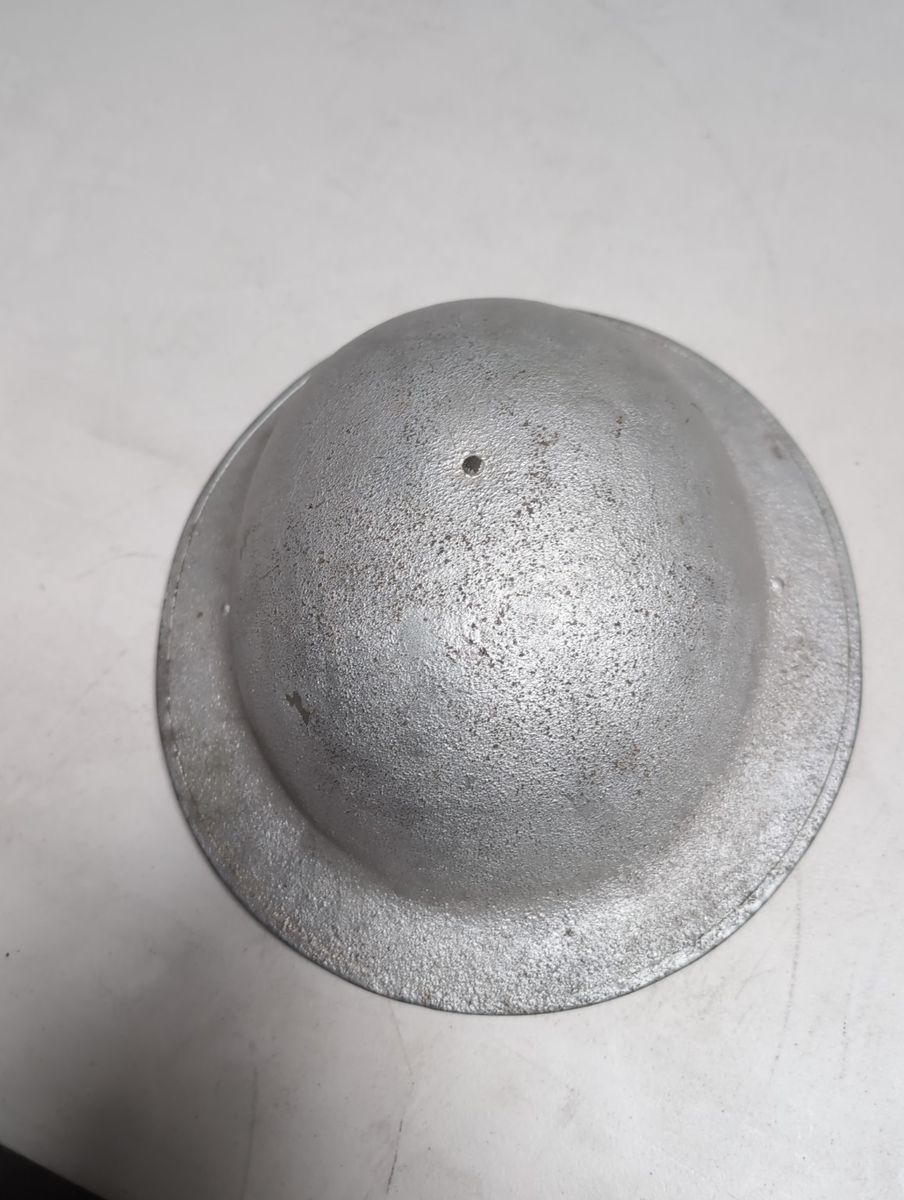 Main image 6