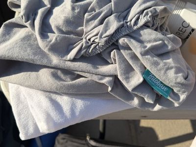 Biloban Grey Fitted changing table cover
