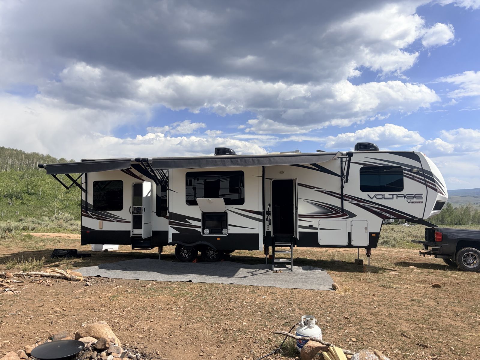 2014 Dutchmen Voltage 3605